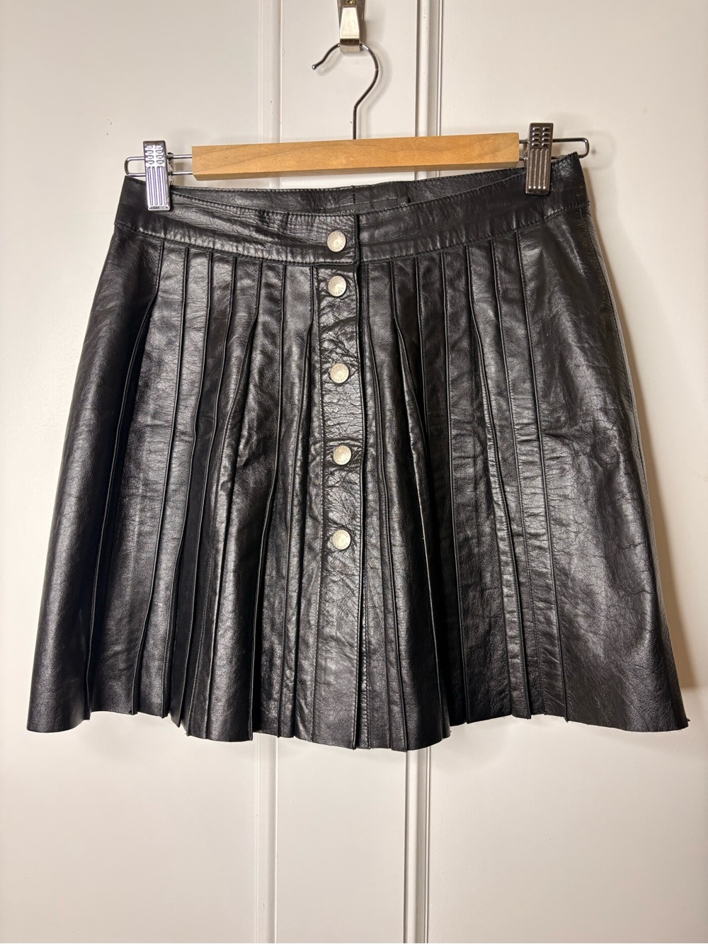 Vintage RUDSAK Black genuine Leather Pleated Skirt with Button Front